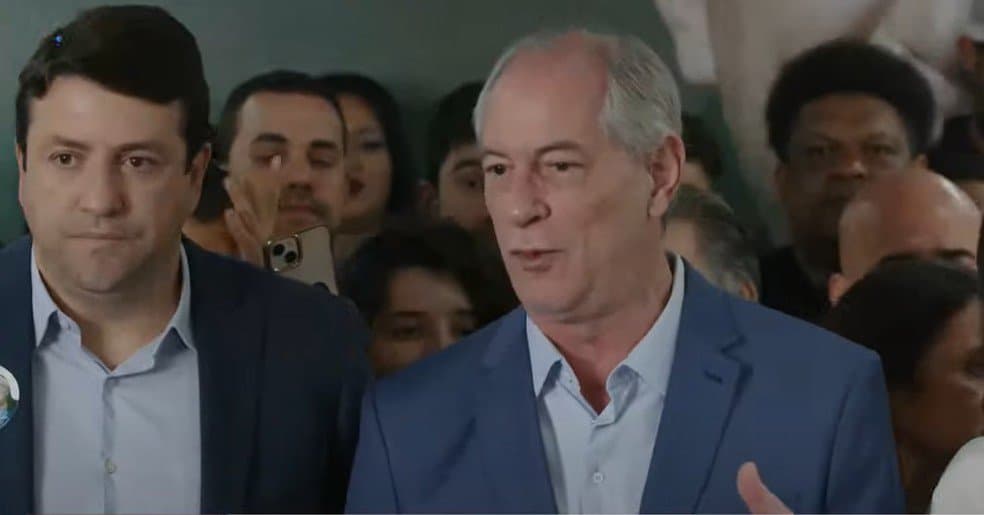 Ciro critica Lula e Bolsonaro e se diz v tima de campanha para