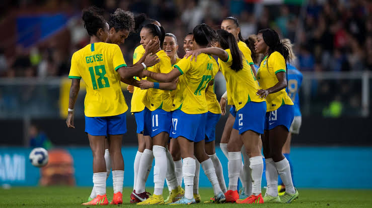 Copa do Mundo: Cuiabá decreta ponto facultativo durante os jogos da Seleção  feminina - PP