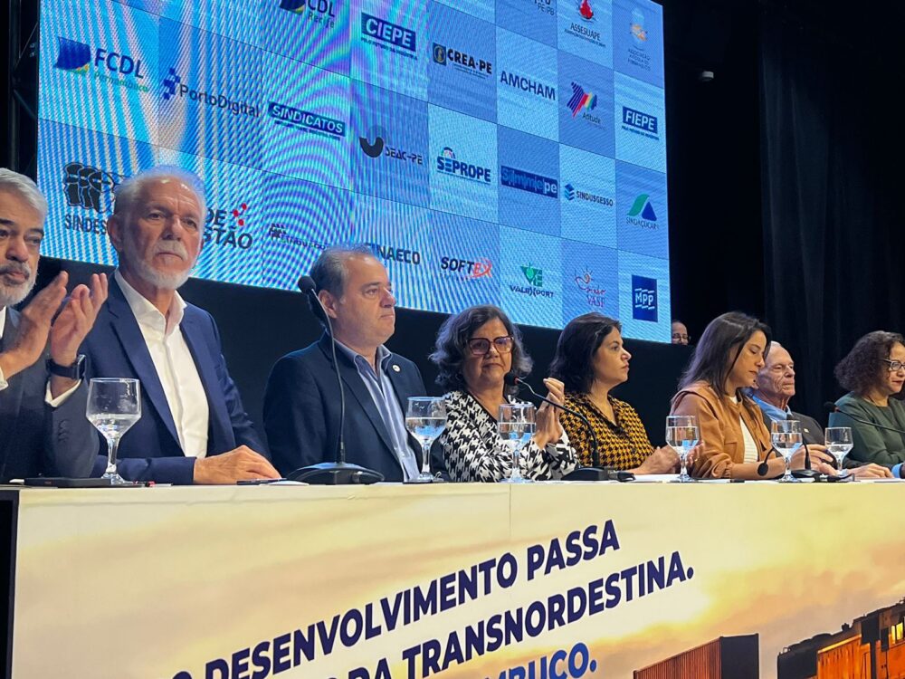 Campeonato Brasileiro de Xadrez no Recife vai promover encontro de gerações  - Folha PE